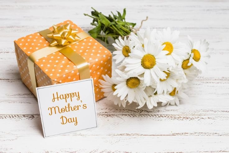 Mother’s Day gift ideas, ranging from IDR 50,000 to IDR 100,000.