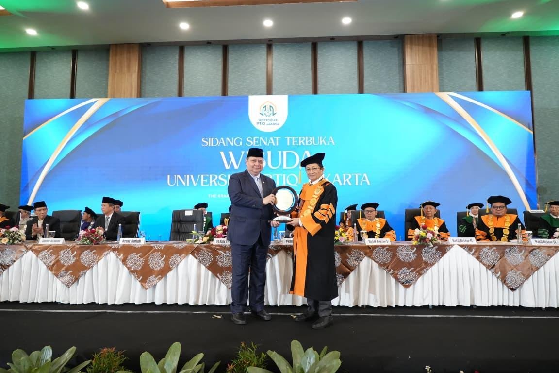Coordinating Minister for Economic Affairs, Airlangga Hartarto.